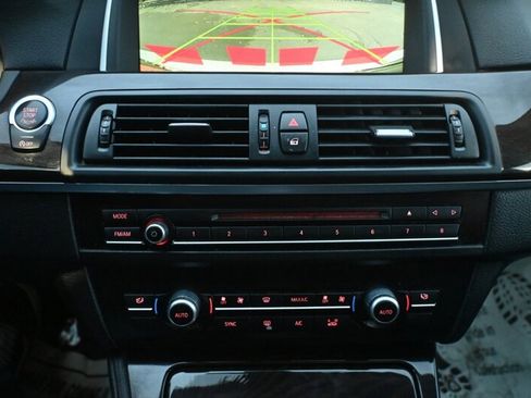 Used 2015 BMW 528i Sedan image 37