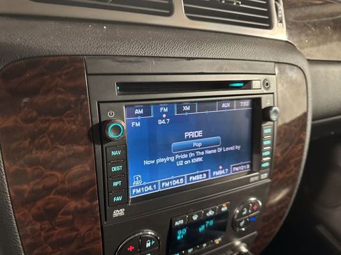 Used 2008 GMC Yukon Denali image 24