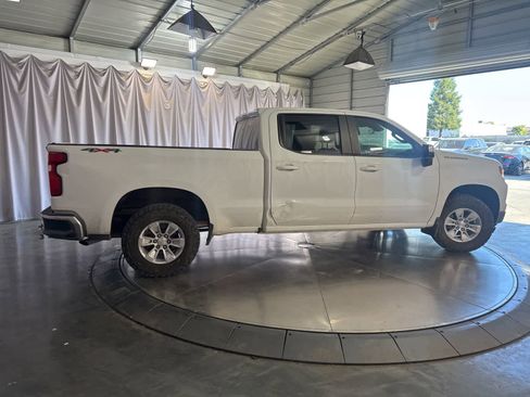 Used 2023 Chevrolet Silverado 1500 LT w/ Protection Package AWD/4WD image 4