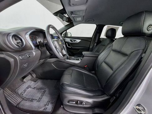 Used 2020 Chevrolet Blazer LT FWD image 12