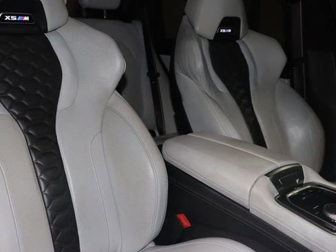 Used 2020 BMW X5 M Competition w/ Executive Package AWD/4WD image 26