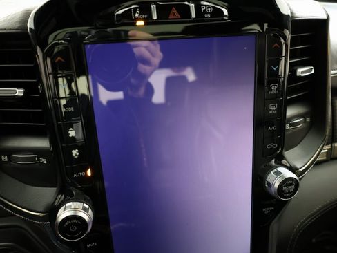 Used 2019 RAM 1500 Limited image 30