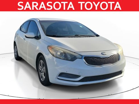 Used 2016 Kia Forte LX image 1