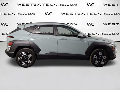Used 2024 Hyundai Kona SEL AWD/4WD image 42