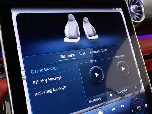 Used 2022 Mercedes-Benz SL 63 AMG 4MATIC image 48