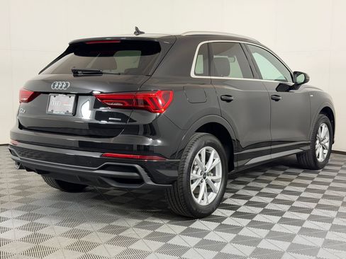 Used 2025 Audi Q3 2.0T Premium w/ Convenience Package AWD/4WD image 9