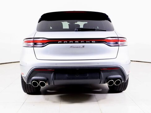Certified 2023 Porsche Macan S w/ Premium Package Plus image 28