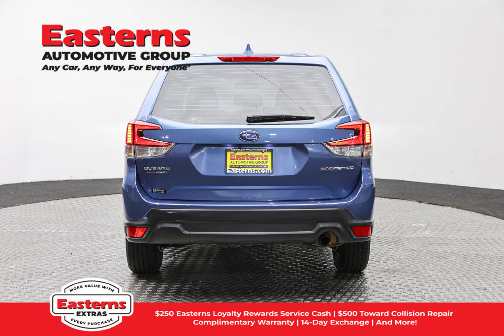 Used 2022 Subaru Forester AWD/4WD image 7