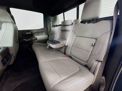 Used 2021 Chevrolet Silverado 1500 RST image 25