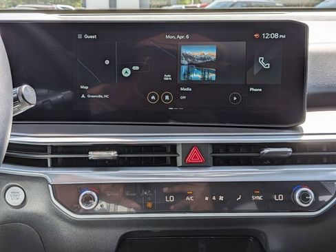 New 2026 Kia Sorento SX FWD image 16