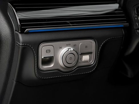 Used 2024 Mercedes-Benz GLS 63 AMG 4MATIC image 27