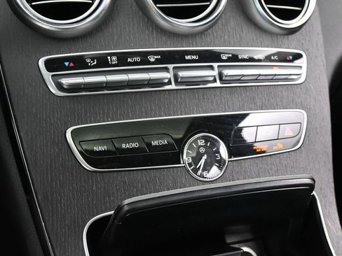 Used 2019 Mercedes-Benz C 300 Sedan image 19