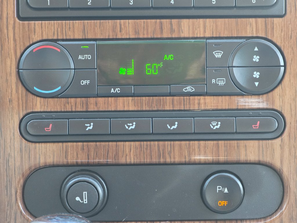Used 2004 Ford F150 Lariat AWD/4WD image 14