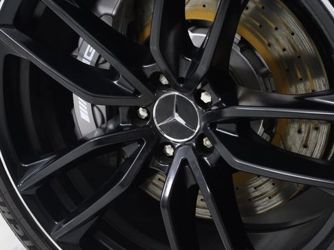 Used 2019 Mercedes-Benz GLC 63 AMG 4MATIC image 20