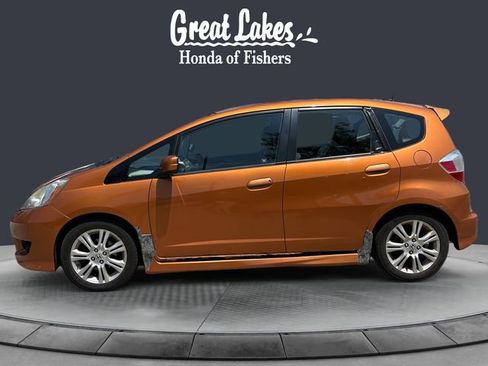 Used 2011 Honda Fit Sport image 2