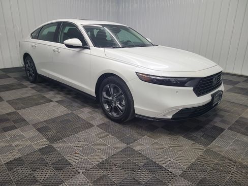 Used 2026 Honda Accord EX-L image 4