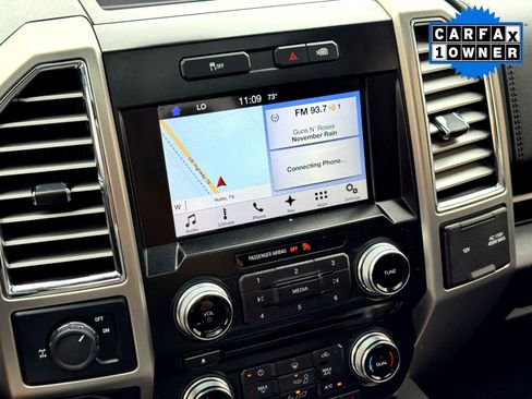 Used 2016 Ford F150 Platinum w/ Equipment Group 701A Luxury RWD image 26