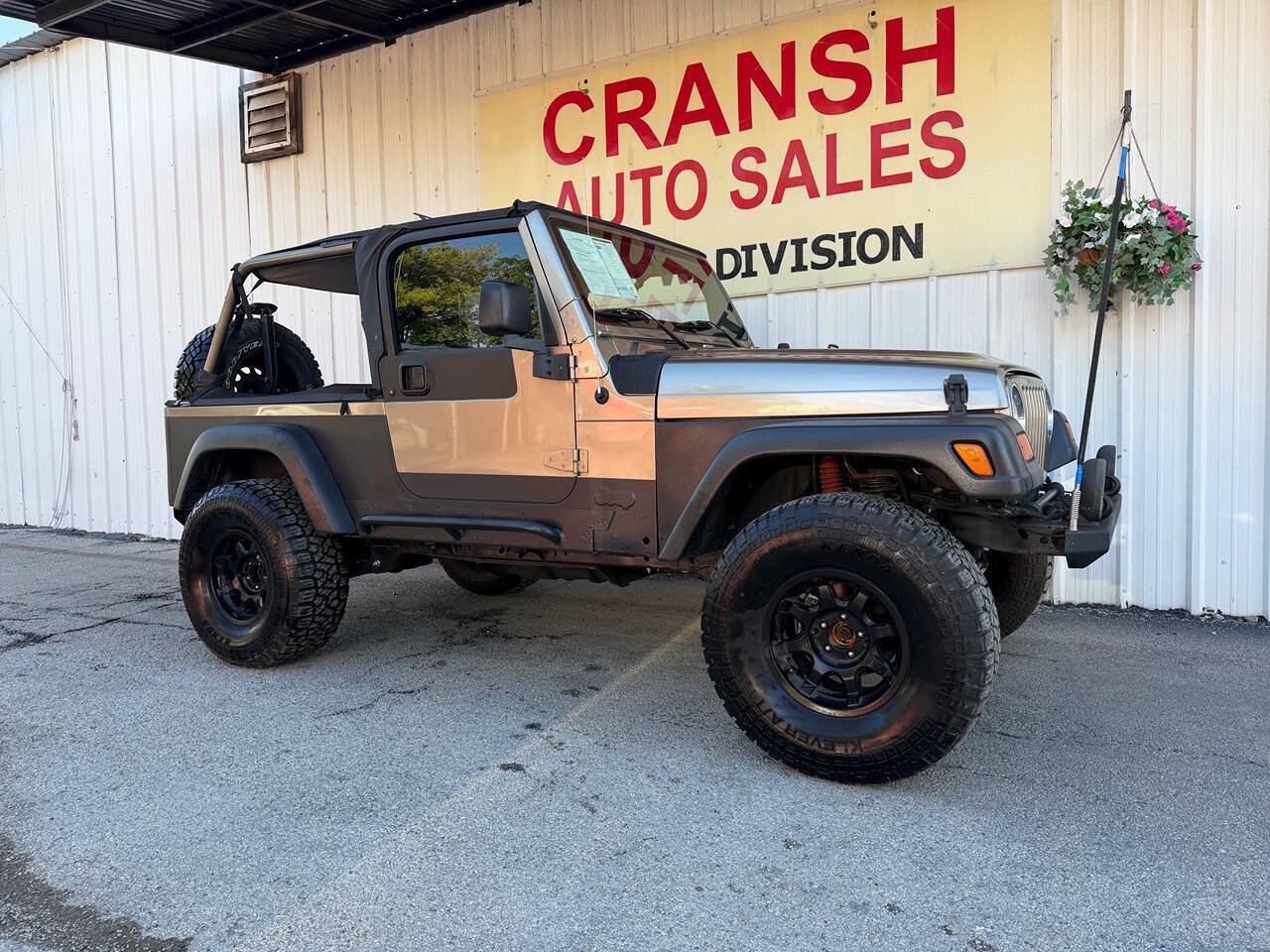 Used 2005 Jeep Wrangler Unlimited AWD/4WD image 4