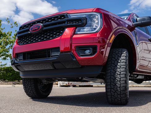 New 2026 Ford Ranger XLT w/ Black Appearance Package RWD image 24