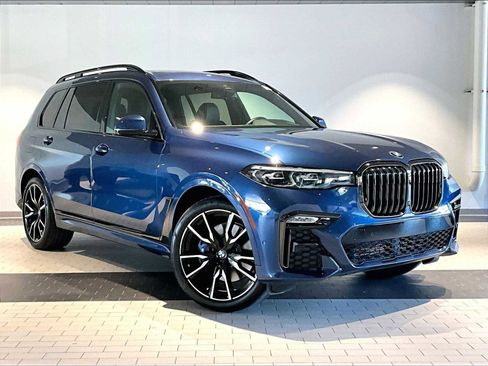 Used 2021 BMW X7 xDrive40i w/ M Sport Package AWD/4WD image 12