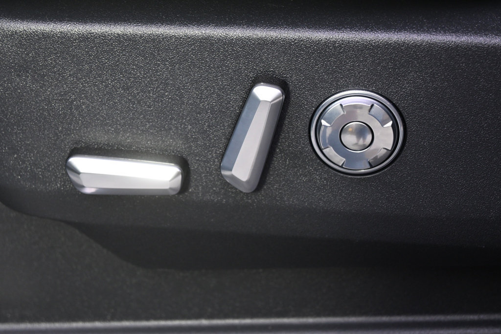 New 2026 Lincoln Navigator Reserve AWD/4WD image 14