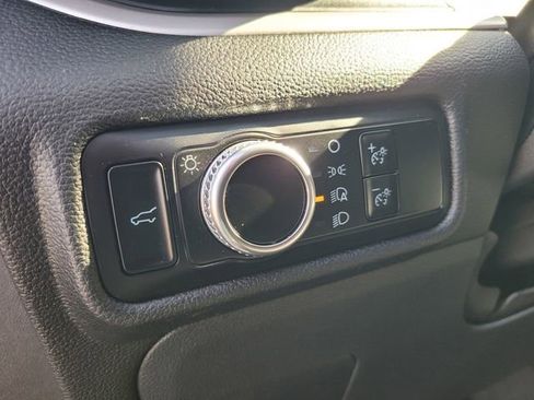 Certified 2023 Ford Explorer XLT image 17