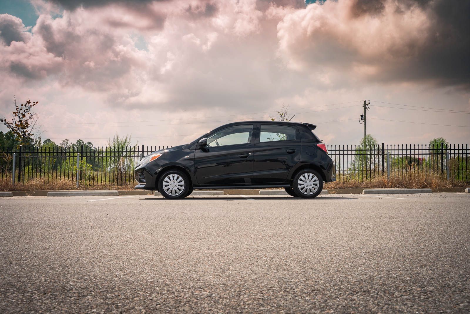 Used 2024 Mitsubishi Mirage ES FWD image 3