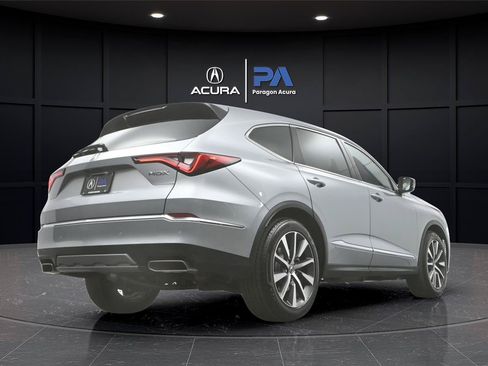 Certified 2026 Acura MDX FWD w/ Technology Package image 32