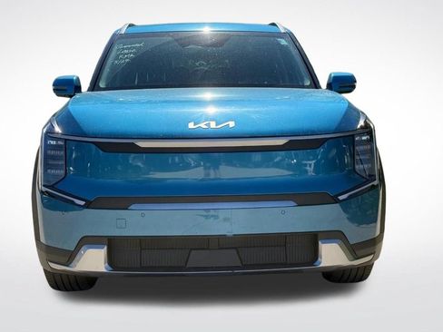 Used 2024 Kia EV9 Wind AWD/4WD image 9