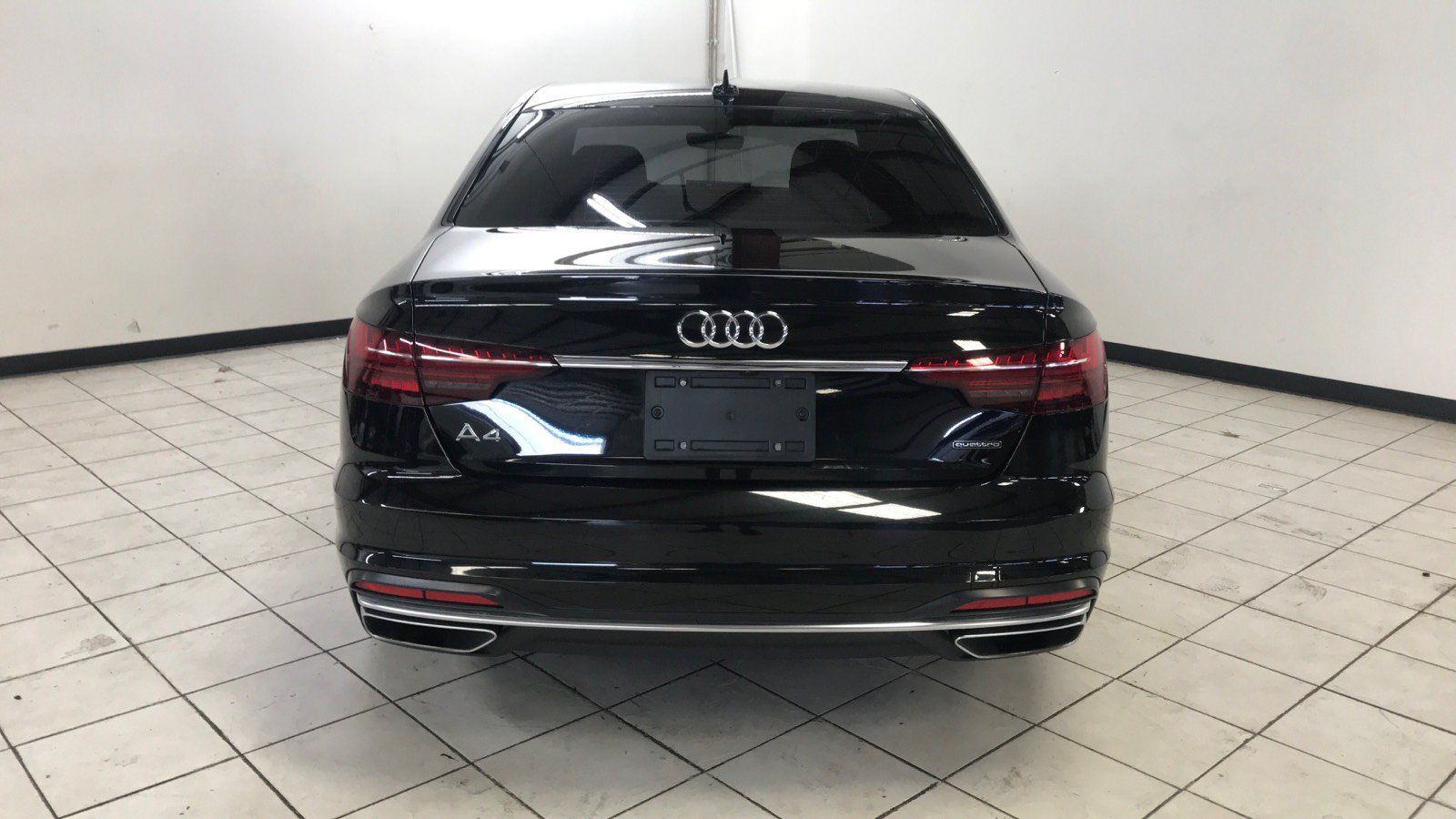 Used 2023 Audi A4 2.0T Premium Plus w/ Premium Plus Package AWD/4WD image 5