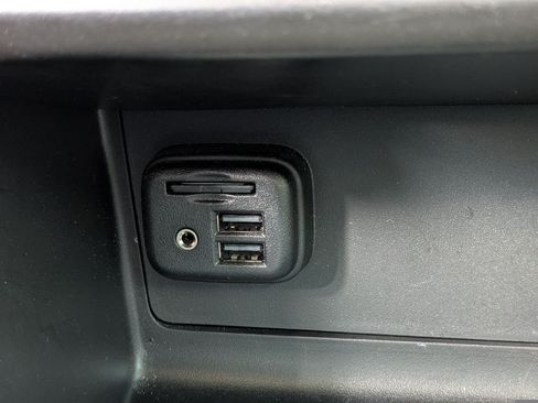 Used 2022 GMC Canyon Denali RWD image 22