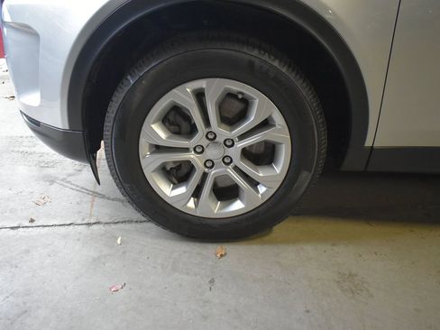 Used 2020 Land Rover Discovery Sport S image 45