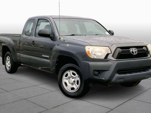 Used 2014 Toyota Tacoma 2WD Access Cab image 2