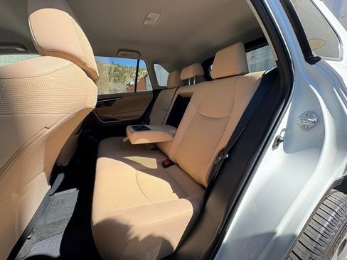 Used 2020 Toyota RAV4 LE image 24