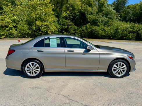 Used 2019 Mercedes-Benz C 300 4MATIC Sedan image 7