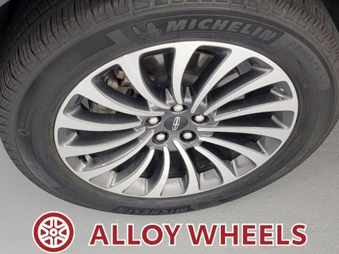 Used 2020 Lincoln Aviator Reserve w/ Elements Package Plus image 12