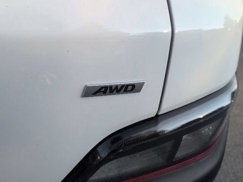 Used 2023 Hyundai Kona SEL w/ Cargo Package AWD/4WD image 7