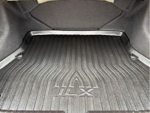Used 2014 Acura ILX w/ Technology Package FWD image 12