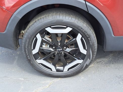 Used 2023 Kia Telluride S w/ S Sunroof Package image 5