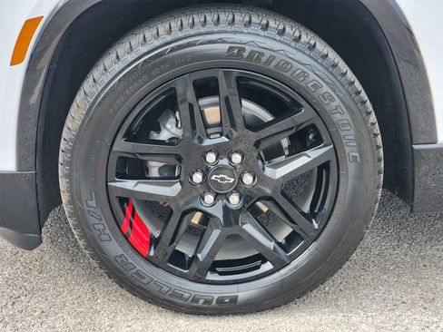 Certified 2023 Chevrolet Traverse Premier w/ Redline Edition image 12