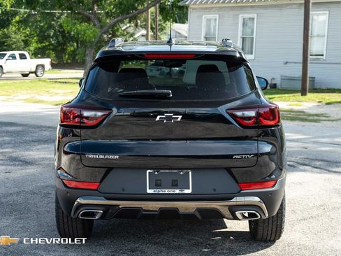 New 2026 Chevrolet TrailBlazer ACTIV w/ Convenience Package FWD image 8