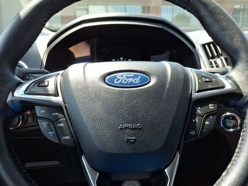 Used 2024 Ford Edge Titanium AWD/4WD image 21