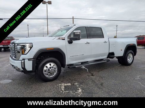 New 2026 GMC Sierra 3500 Denali w/ Denali Reserve Package image 8