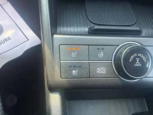 Used 2024 Hyundai Kona Limited AWD/4WD image 27