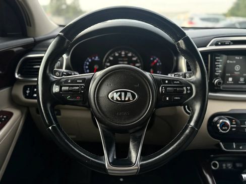 Used 2017 Kia Sorento EX w/ EX Advanced Touring Package FWD image 23