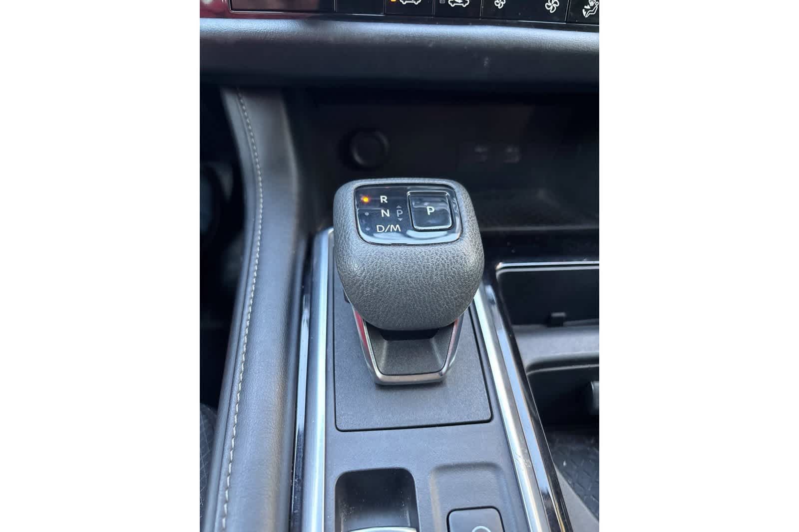 Certified 2022 Nissan Pathfinder SV FWD image 19