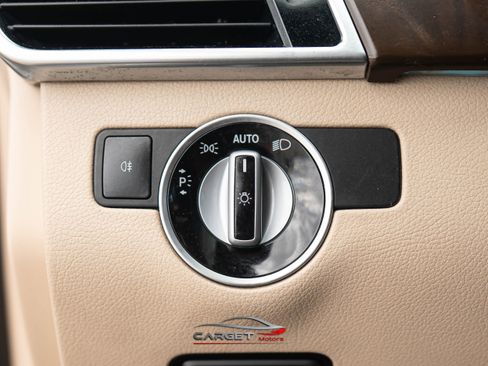 Used 2017 Mercedes-Benz GLE 43 AMG 4MATIC image 35