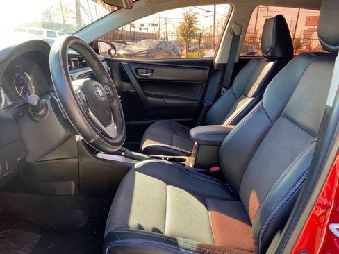 Used 2017 Toyota Corolla SE image 9