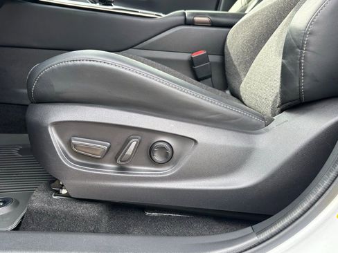 Used 2024 Toyota Crown XLE image 12