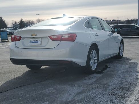 Used 2016 Chevrolet Malibu Hybrid w/ Leather Package image 9
